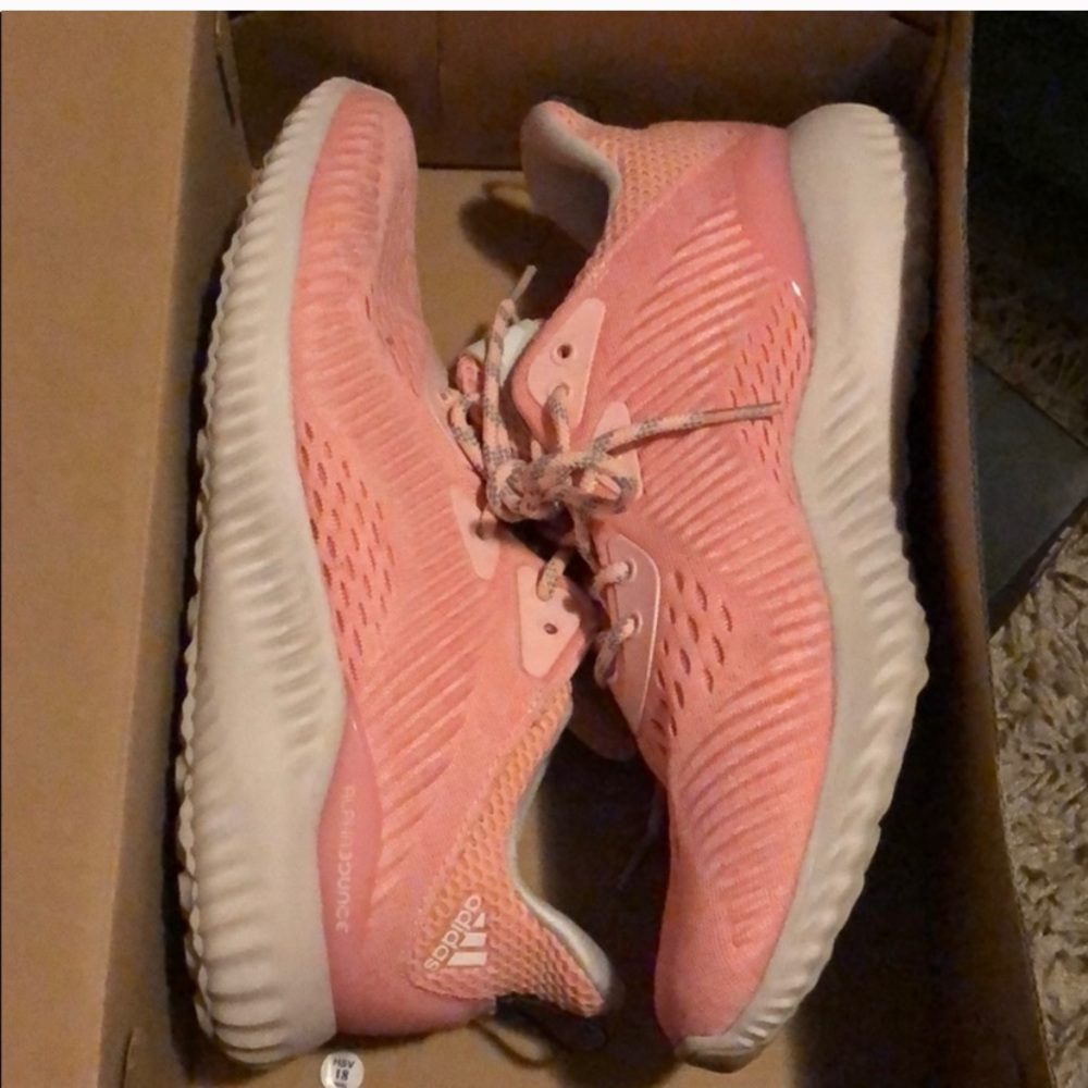 Adidas Alphabounce